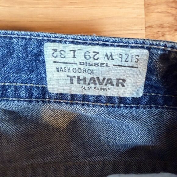 Diesel Industry Thavar Medium Wash Distressed Denim Jeans W29 L32 - Picture 7 of 11